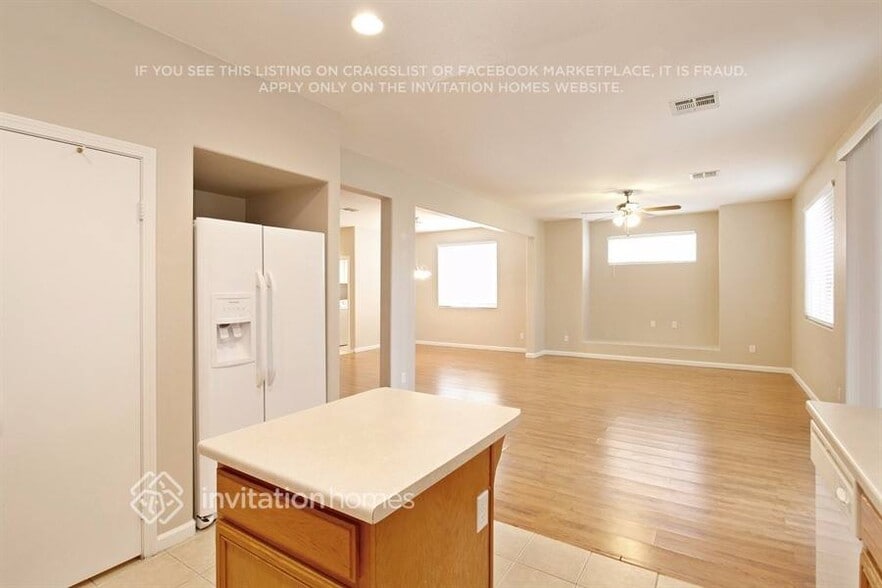 Building Photo - 6713 Petrified Forest St