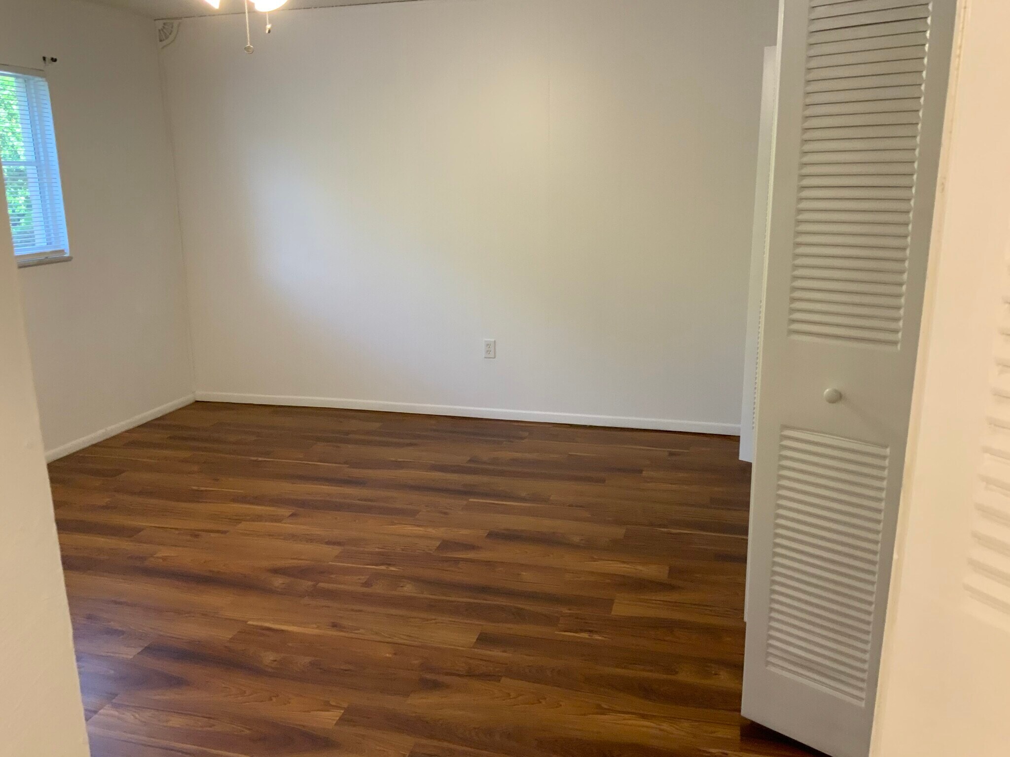 Building Photo - 3135 Shady Dell Ln