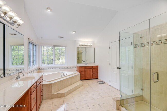 Building Photo - 9 Mackenzie Ct