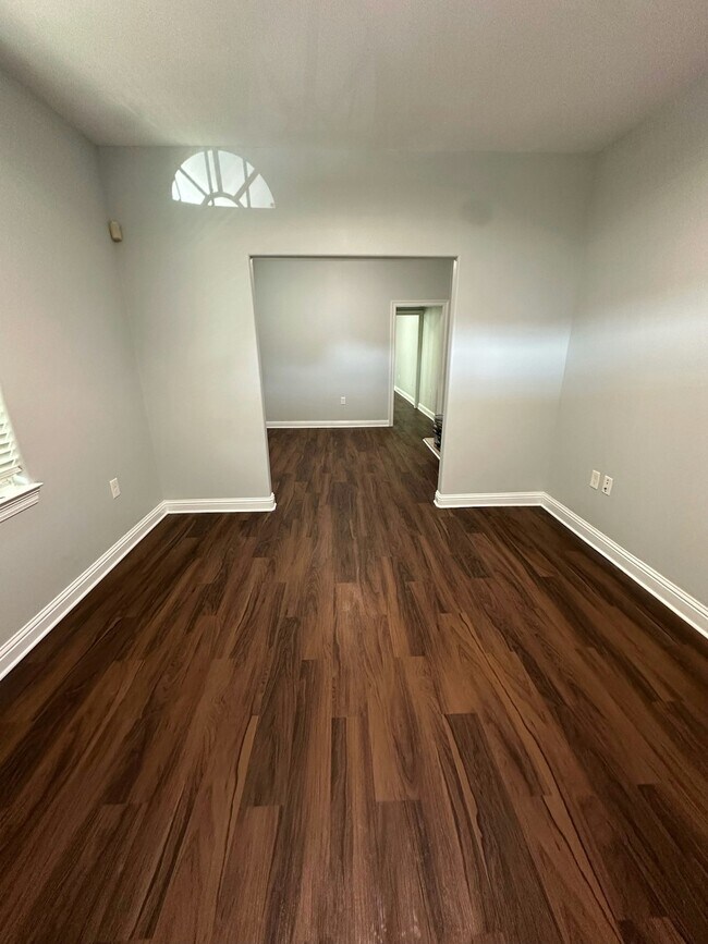 Building Photo - 7931 Olive St