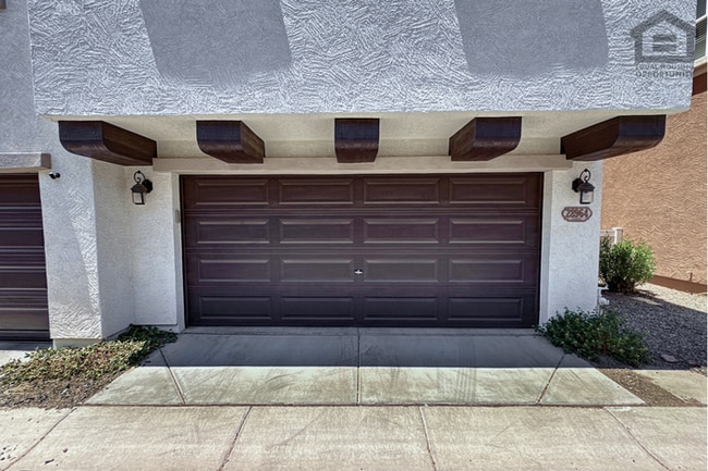 Building Photo - 3Bed/2.5Bath Three-Story Townhouse in Vistancia! Ready for Immediate Move-In! – 2 CAR GARAGE!