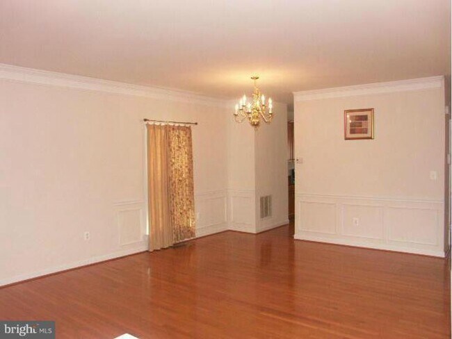 Building Photo - 18486 Quantico Gateway Dr
