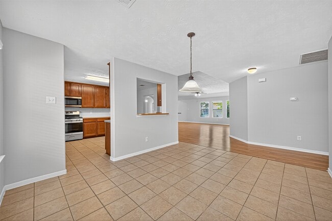 Building Photo - 22311 Bridgestone Ridge Dr