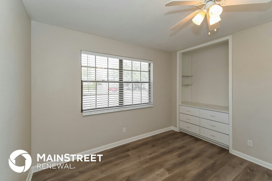 Building Photo - 6528 Blackwood Dr