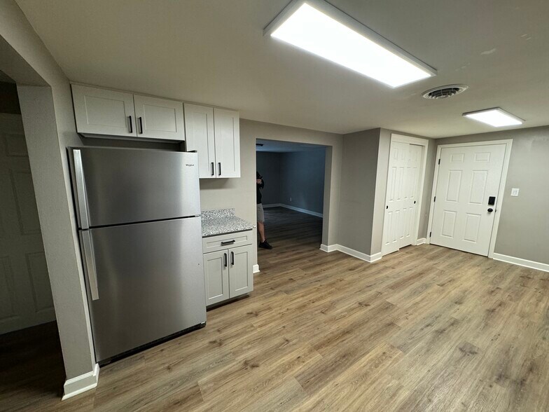 Building Photo - 4724 Hanover Pike
