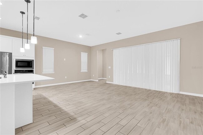 Building Photo - 16030 Micelli Dr