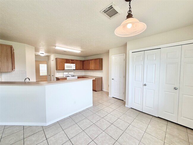 Building Photo - 21734 Texian Ct