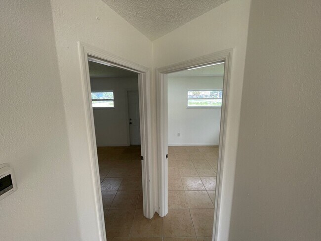 Building Photo - 5305 Avery Rd