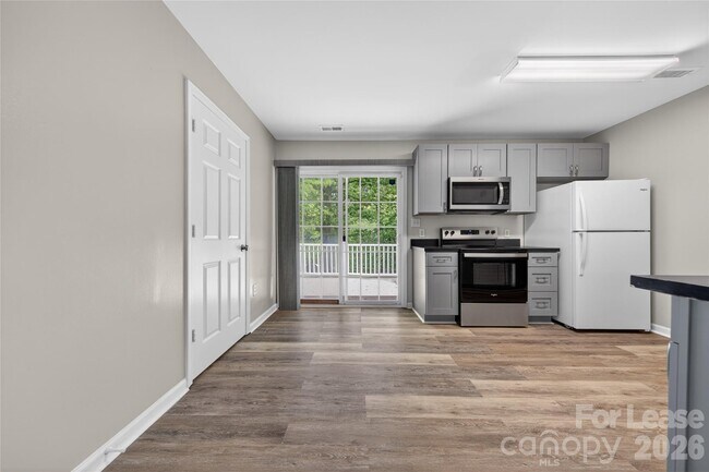 Building Photo - 2332 Eargle Rd