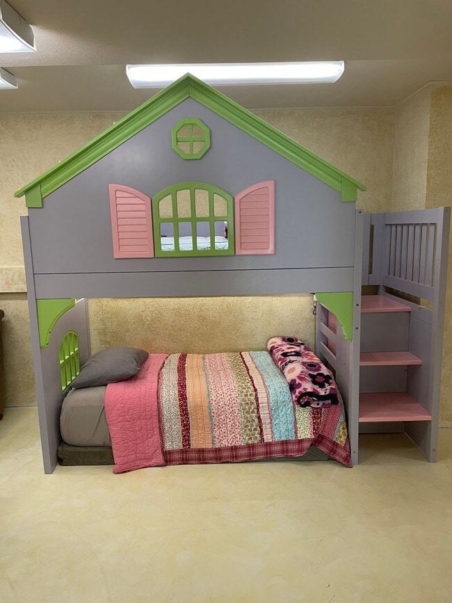 Building Photo - Fully Furnished Winter Rental: Stunning Lakefront Retreat on Little Bitterroot Lake – Marion, Mon...