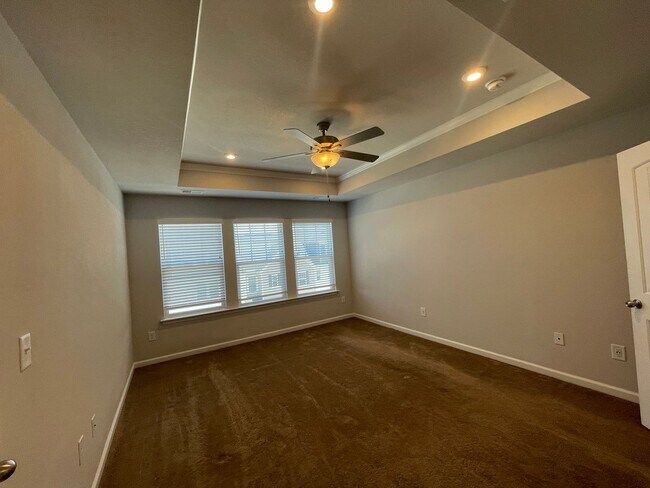 Building Photo - Grassfield Meadows