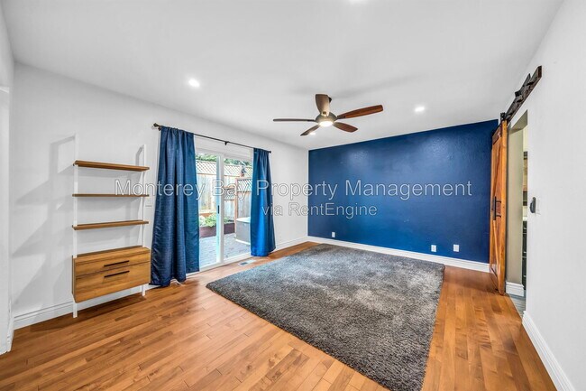 Building Photo - 20 Del Robles Ave