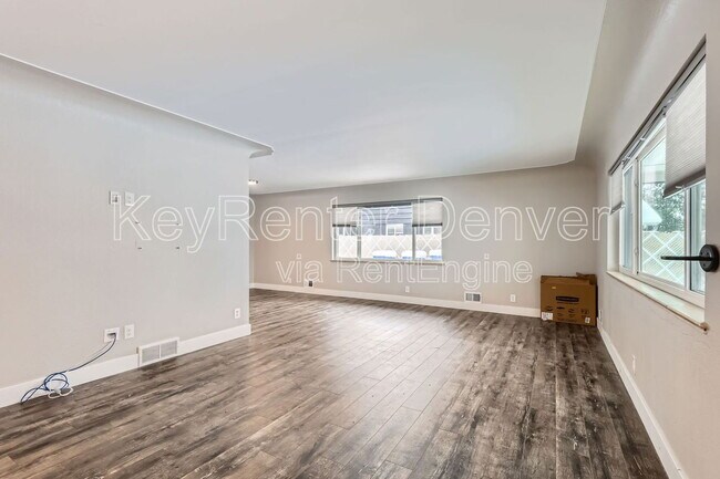 Building Photo - 3880 Allison St