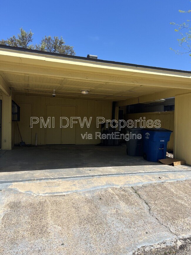 Building Photo - 1510 Cherrycrest Ln