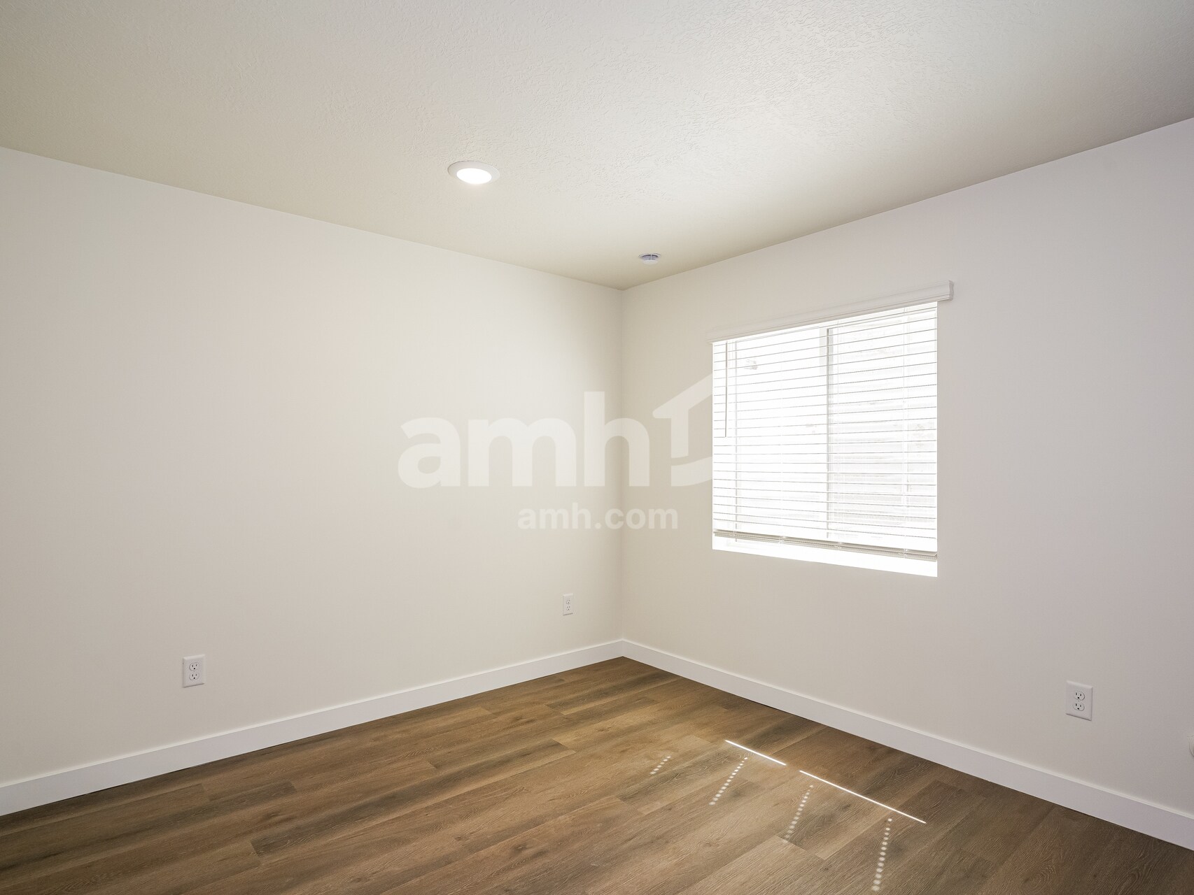 Building Photo - 1277 South