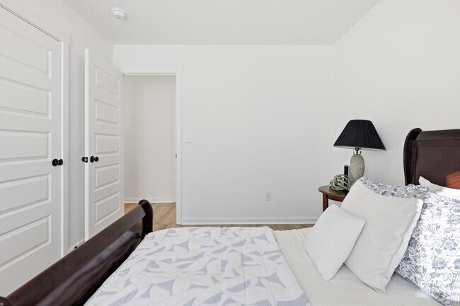 Building Photo - 207 Eagle Edge Dr