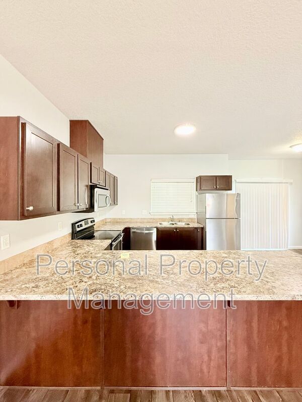 Building Photo - 12600 NE 49th St