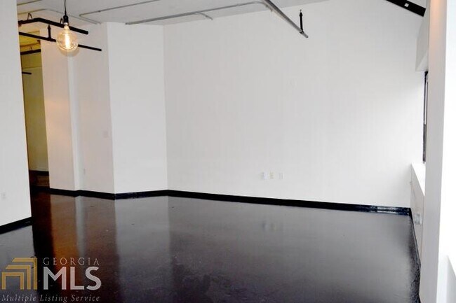 Building Photo - 120 Ralph McGill Blvd NE