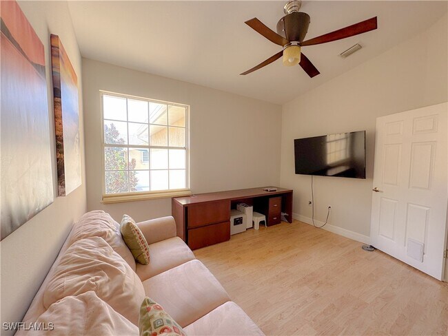 Building Photo - 8310 Big Acorn Cir