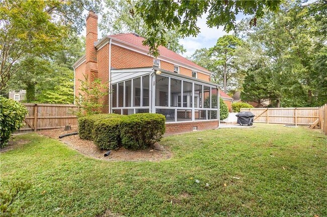 Building Photo - 4125 Duke of Gloucester Dr