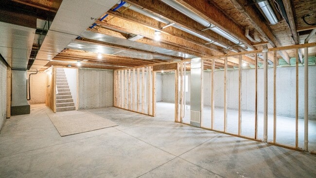 Building Photo - 4315 Dawn St