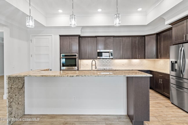 Building Photo - 82 Hubble Ln