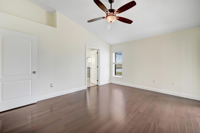 Building Photo - 4190 Chardonnay Dr