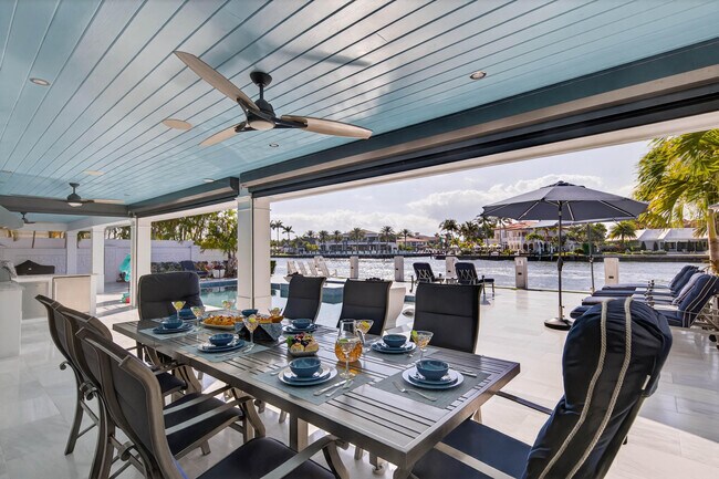 Building Photo - 3109 NE 42nd Ct