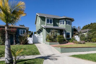 Building Photo - MODERN ARCHITECTURE W/ BEACH CHARM: BRIGHT & AIRY, 4BR3BA, 2-STORY HOME W/ OPEN & BRIGHT LIVING S...