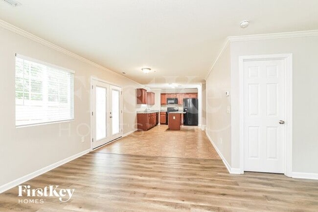 Building Photo - 304 Walnut Crossing Dr