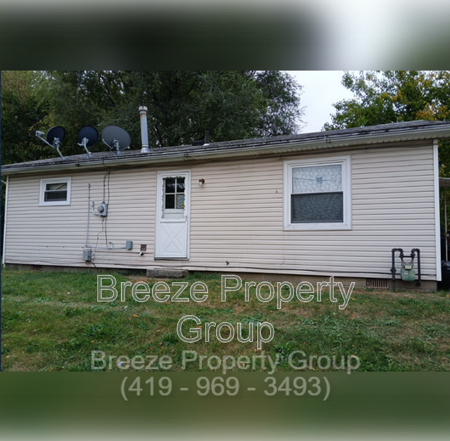 Building Photo - 2074 Price St