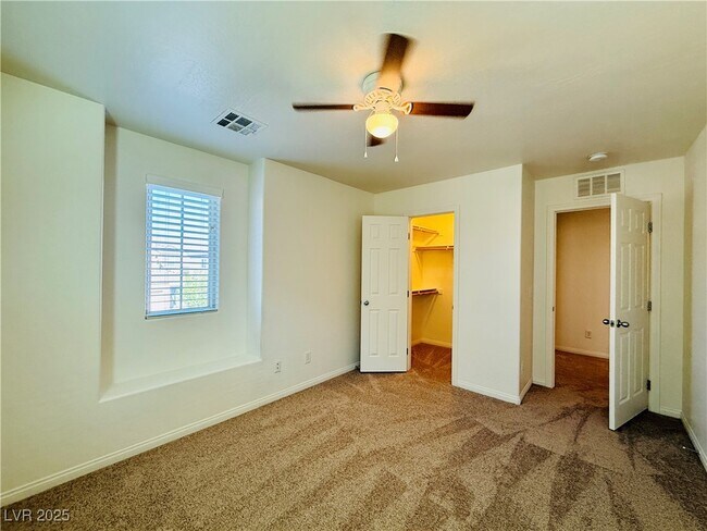 Building Photo - 7056 Ipe Wood Rd