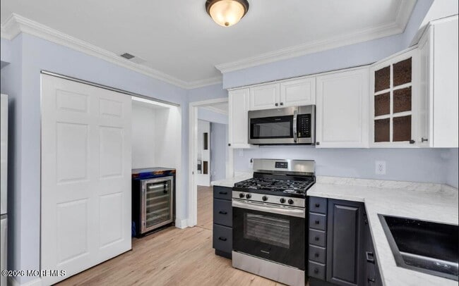 Building Photo - 30 Belmont Ave