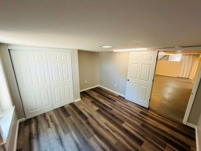 Building Photo - Move-In Ready 3BR/2BA Home with 2-Car Garage in St. Charles