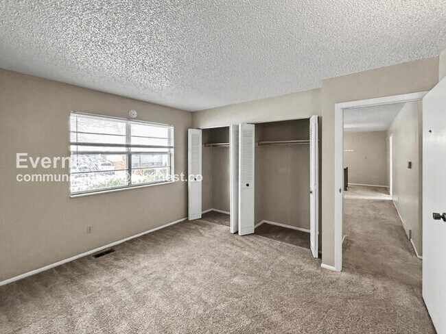 Building Photo - 7380 Colonial Dr