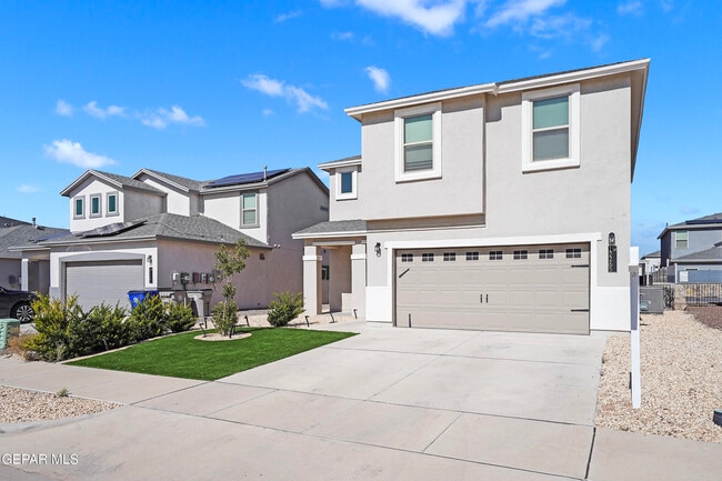 Building Photo - 12265 Desert Pine Ave