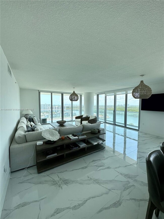 Building Photo - 330 Sunny Isles Blvd