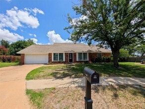 Building Photo - 10133 Bromley Ct