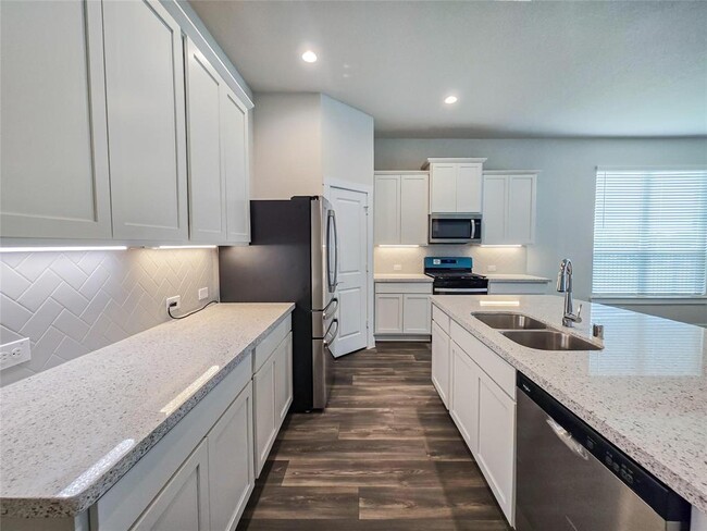 Building Photo - 3068 Sunmoon Ln