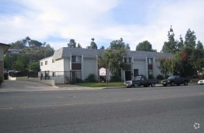 Building Photo - Bradley Vista Apartments