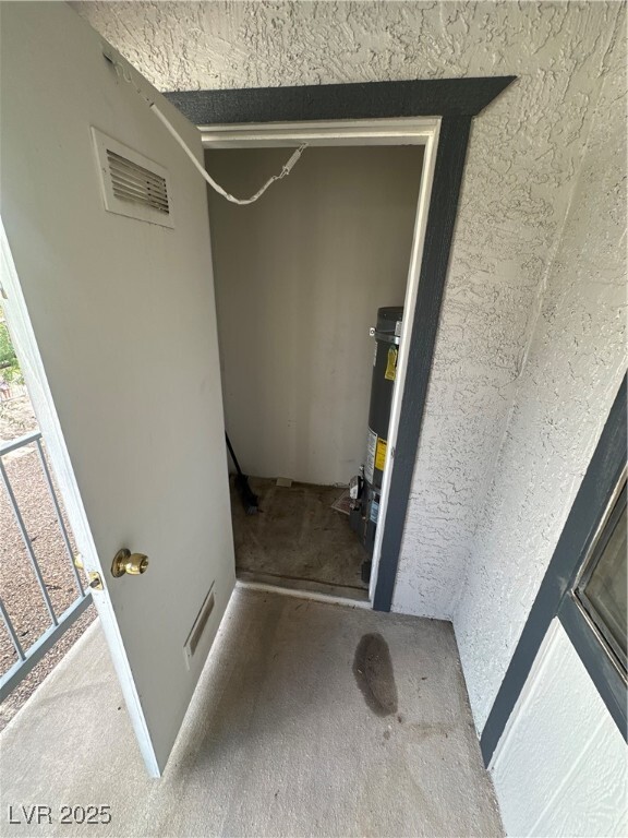 Building Photo - 2807 Tulip Ct