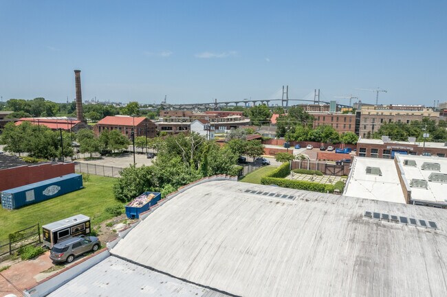 Building Photo - 545 Berrien St