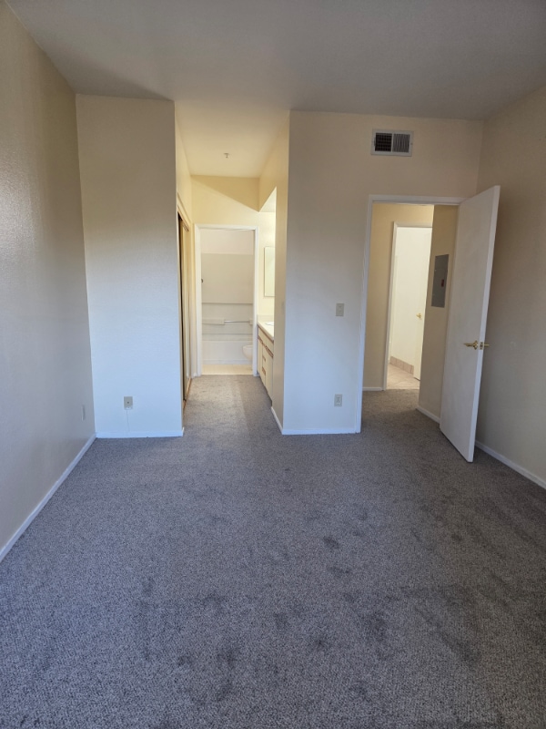 Building Photo - 1256 Stanhope Ln