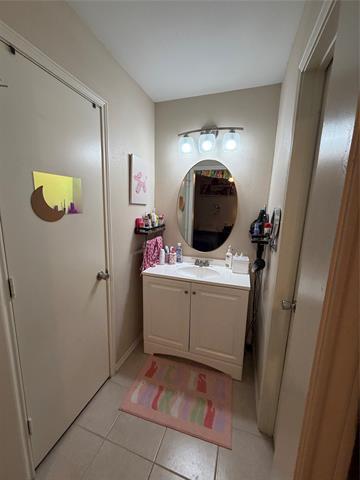 Building Photo - 309 W Stoneybrook Dr