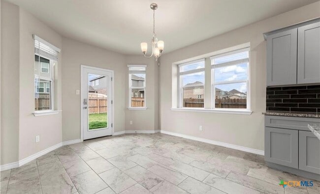 Building Photo - 6206 Cordillera Dr