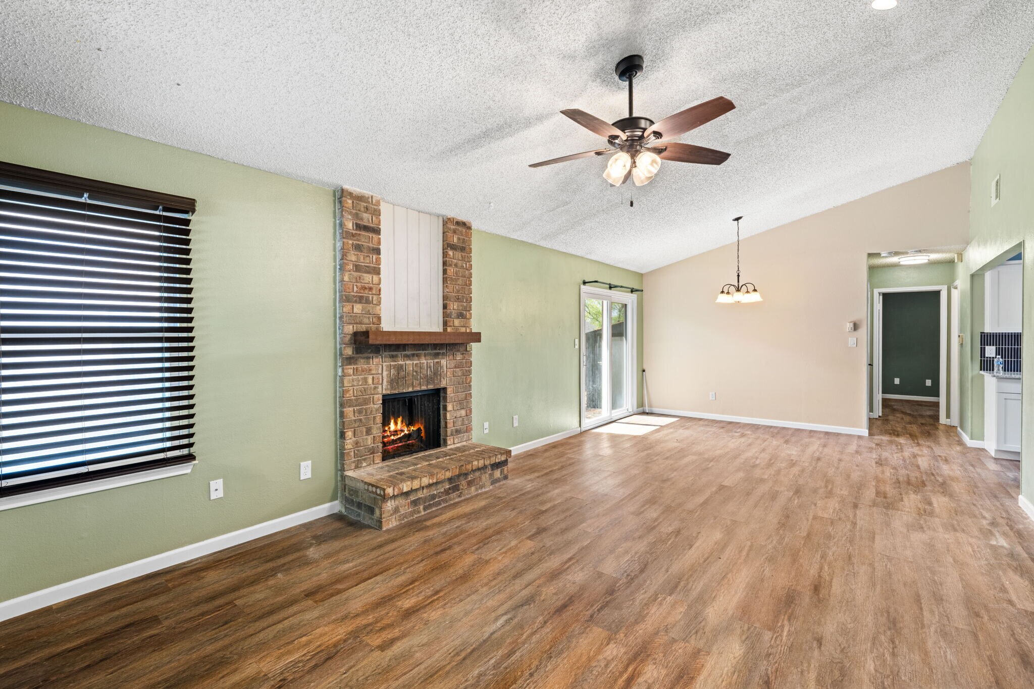 Building Photo - 12079 Stoney Brg