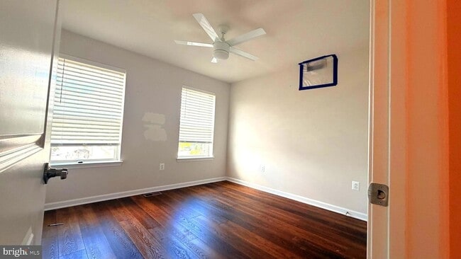 Building Photo - 10552 Neil Armstrong Way