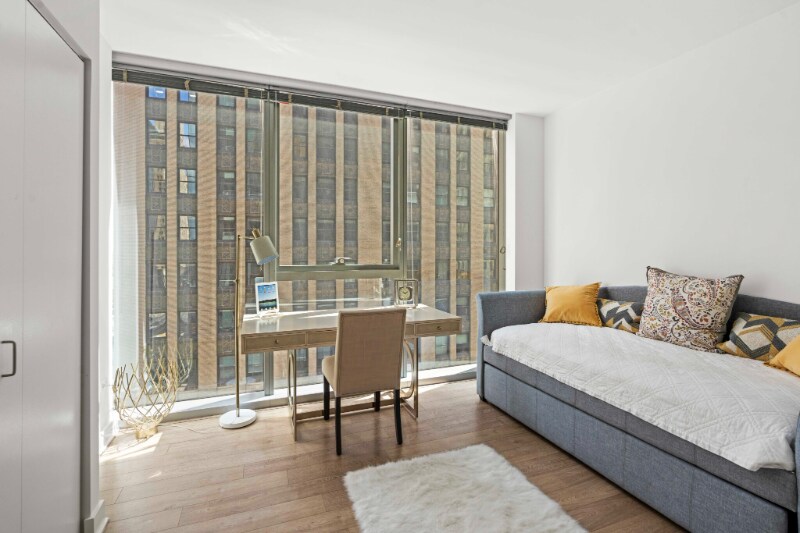 Building Photo - 251 N Garland Ct