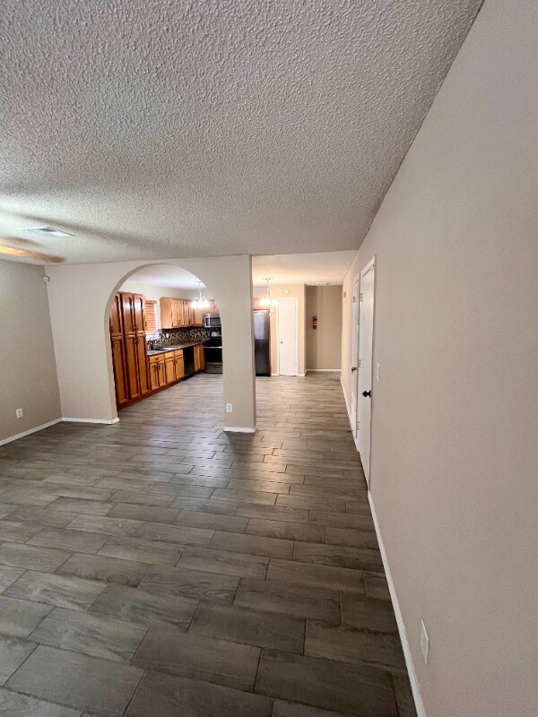 Building Photo - 2365 Tierra Humeda Dr