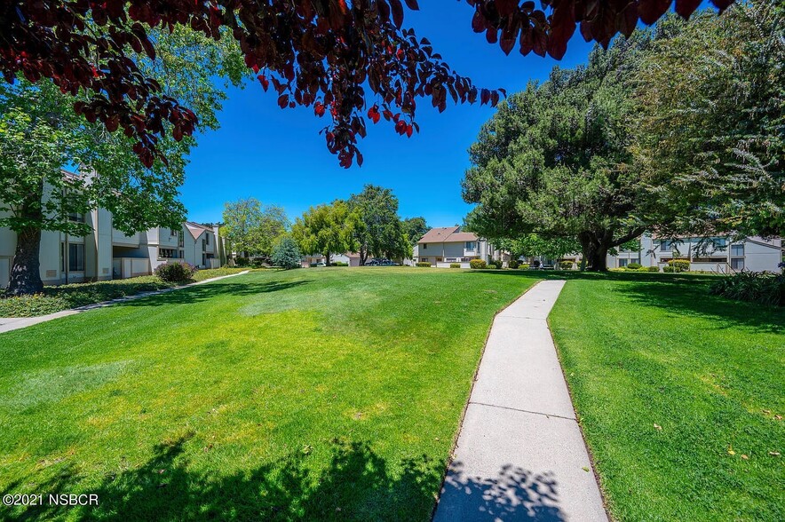 Building Photo - 1212 Linda Vista Dr